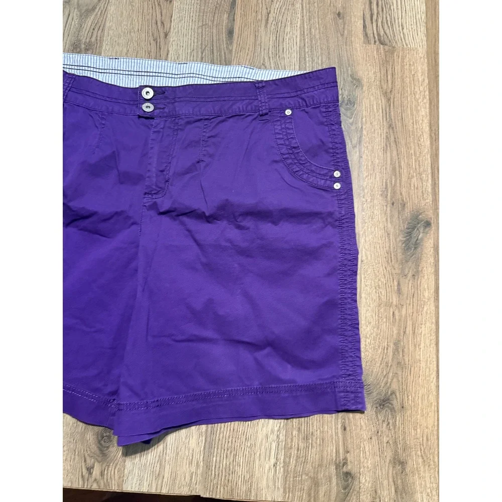 Just My Size Shorts Women Size 20W Purple Crown Jewel Pockets Stretch Casual